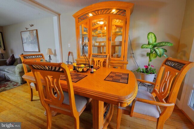 Foto del edificio - 10 Caravel Ct