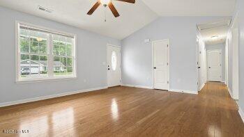 Building Photo - 105 Hawsboro Ct