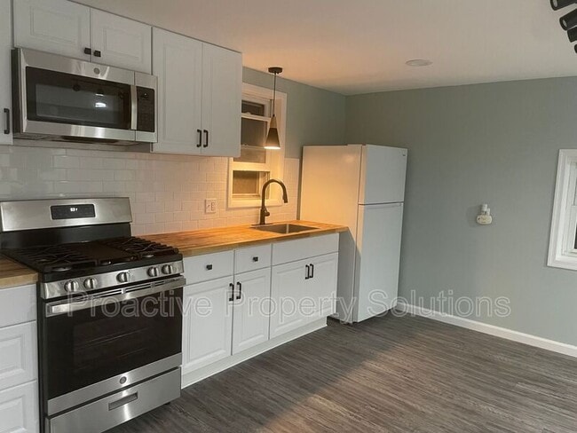 Foto del edificio - 3512 Pocono Park Dr