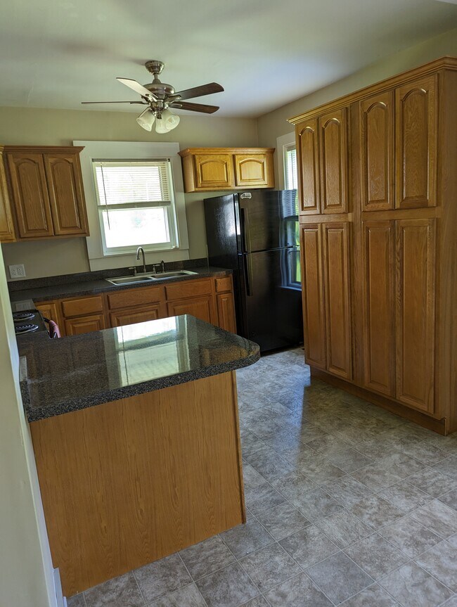 Foto del edificio - Willington Village Apartments