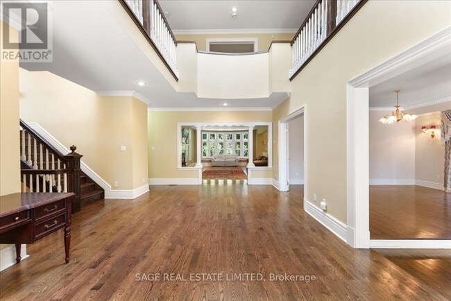 Building Photo - 67 Agincourt Dr