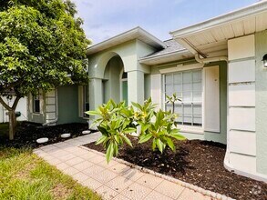 Building Photo - 11652 Clair Pl