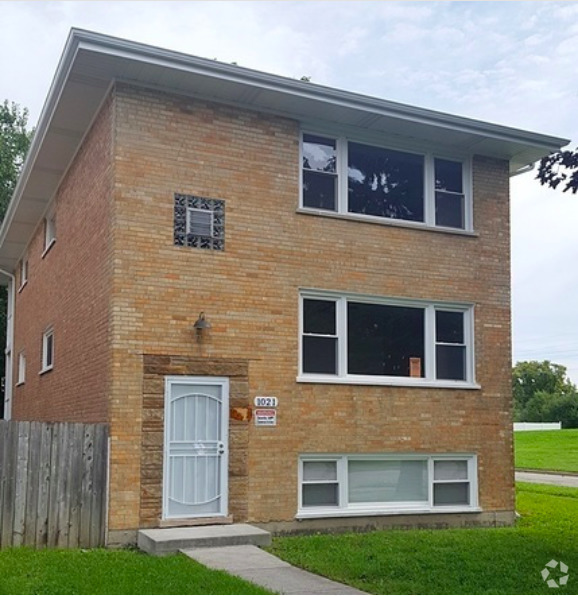 Building Photo - 1021 S 16th Ave