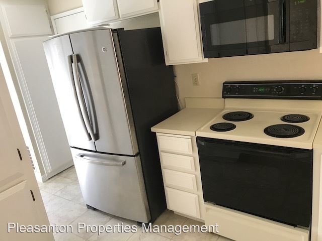 Building Photo - 2 br, 2 bath House - 2358 Bay Meadows Cir