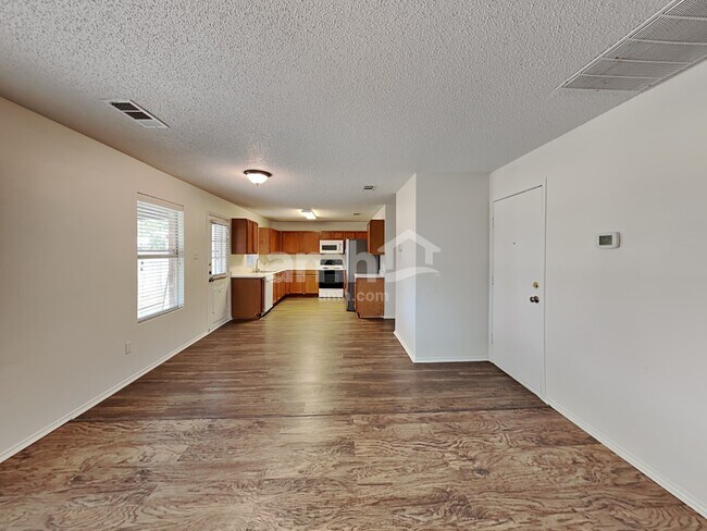 Foto del edificio - 2108 Blanco Lane