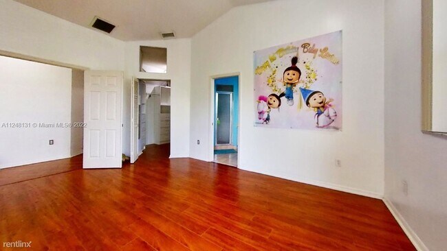 Building Photo - 4 br, 3.5 bath House - 2181 NW 99th Ter