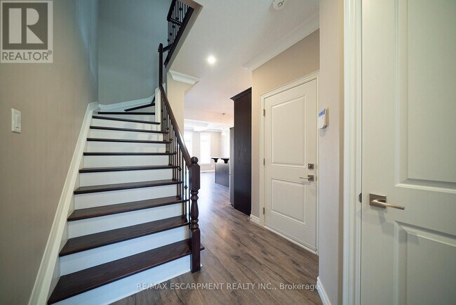 Photo du bâtiment - 112 Mt Pleasant St