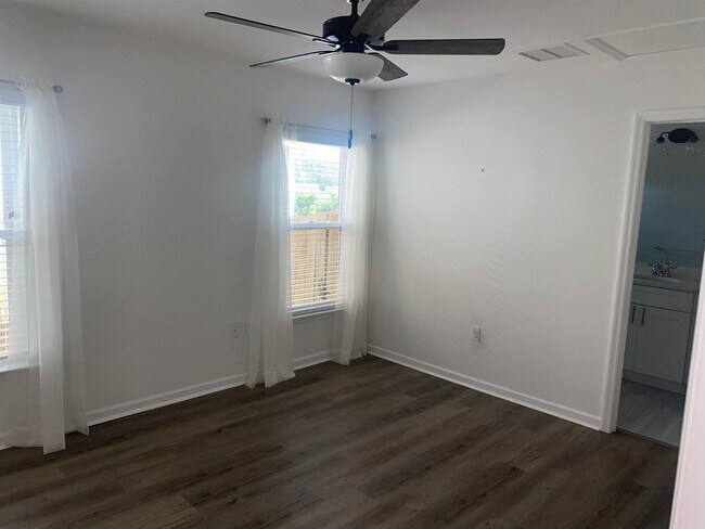 Building Photo - 3611 Meadow Vista Ln.