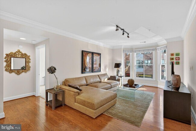 Foto del edificio - 1115 Cameron St