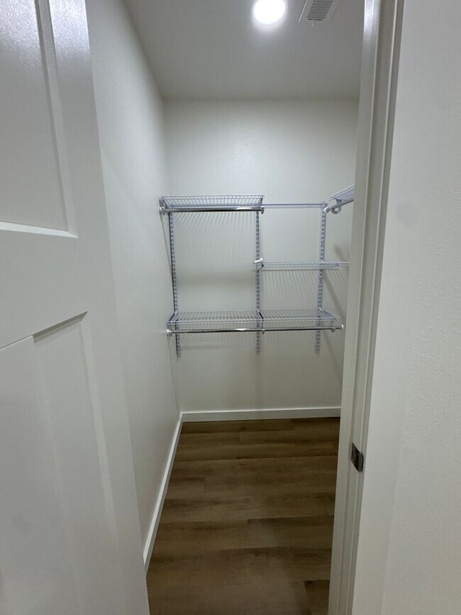 Foto del edificio - 3073-3077 North Fremont