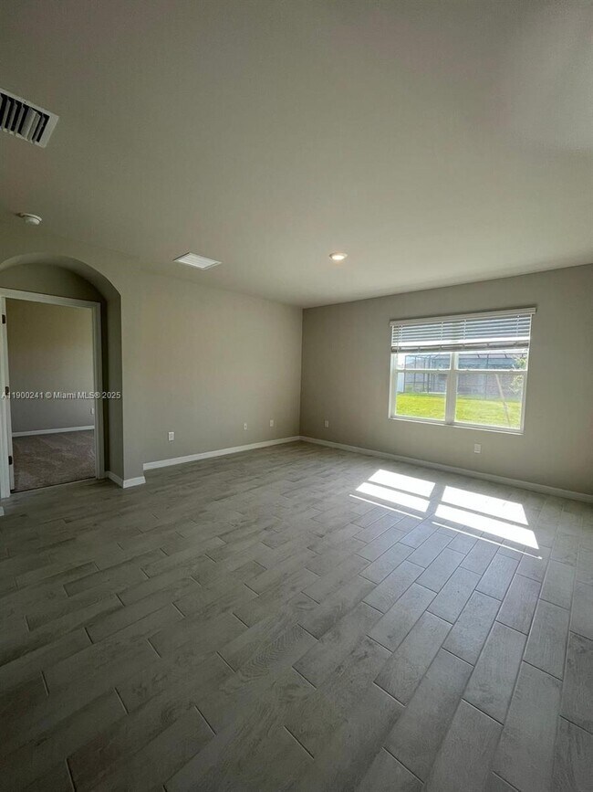 Building Photo - 304 El Dorado Blvd S