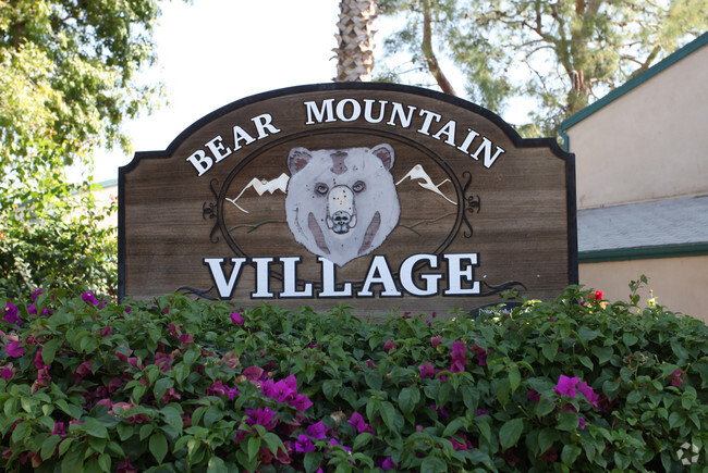 Foto del edificio - Bear Mountain Village