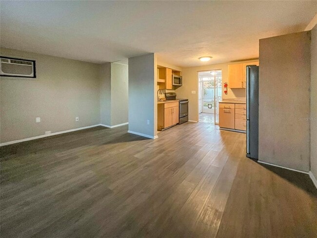 Building Photo - 5331 Olive Ave