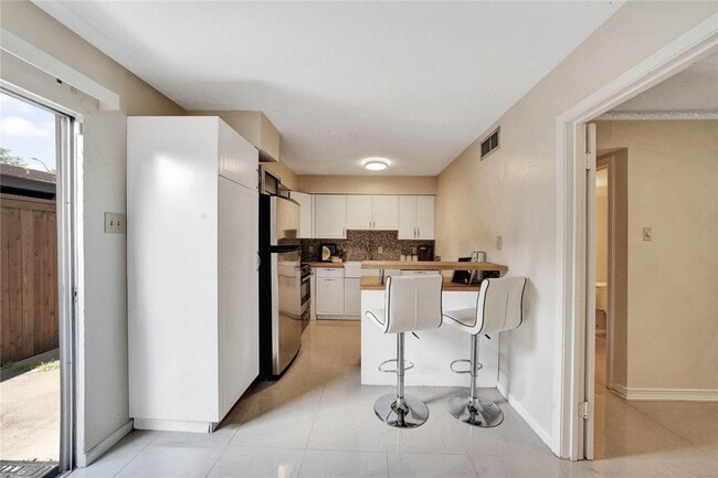 Building Photo - 3006 Brockbank Ct