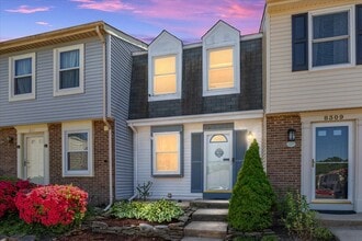 Building Photo - 8307 Crestmont Cir