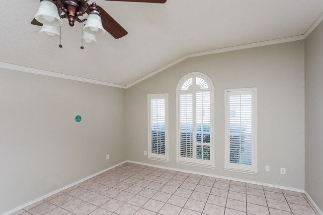 Building Photo - 4220 Fernleaf Dr