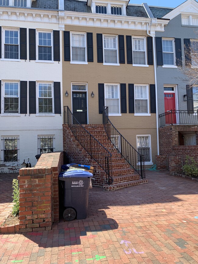 Front of building - 3420 R St NW