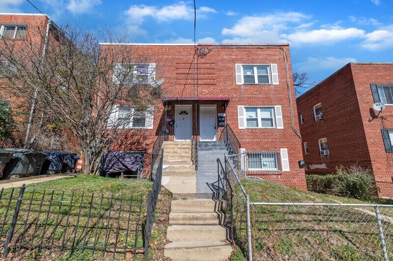 Primary Photo - 502 Brandywine St SE