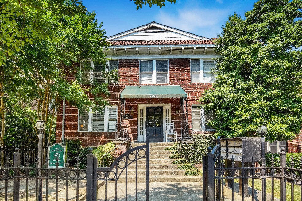 742 Monroe Drive Apartments Apartments in Atlanta, GA