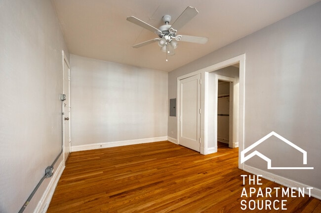 Foto del edificio - 3257 W Wrightwood Ave