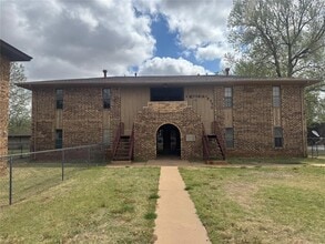 Building Photo - 1338 N Washington Ave