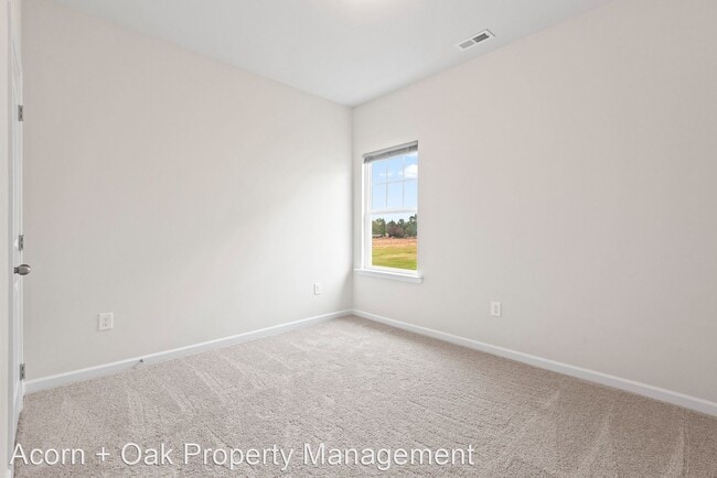 Building Photo - 3 br, 2 bath House - 519 Troy Dr.