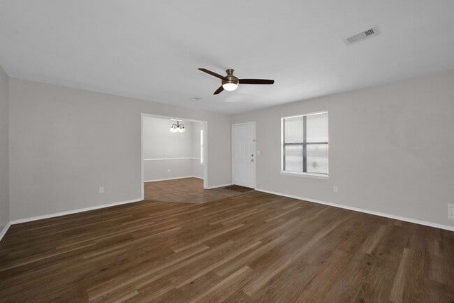 Foto del edificio - 4200 S Austin St