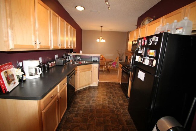 Foto del edificio - 866 Princeton Ave