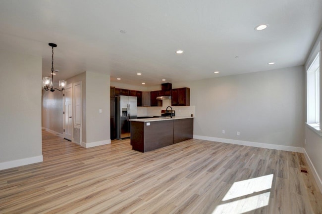 Building Photo - 7435 Denman Ct