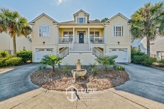 Building Photo - 2242 Magnolia Meadows Dr