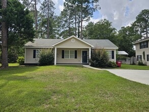 Building Photo - 2602 Davis Ave
