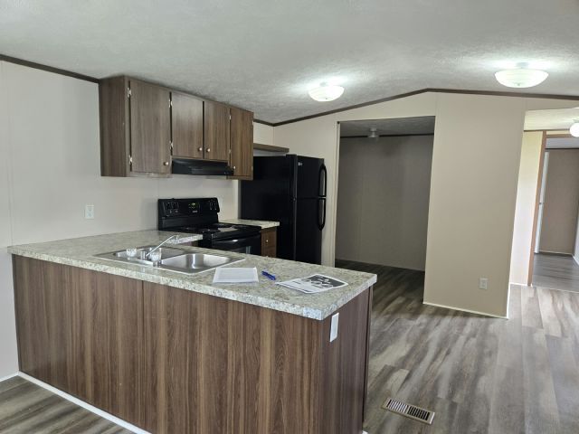 Foto del edificio - 215 Magnolia Ln
