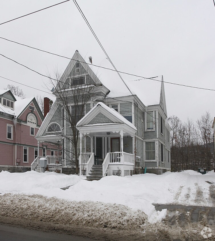 Primary Photo - 3 Grand St