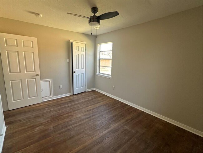 Foto del edificio - 4507 Mowery Rd