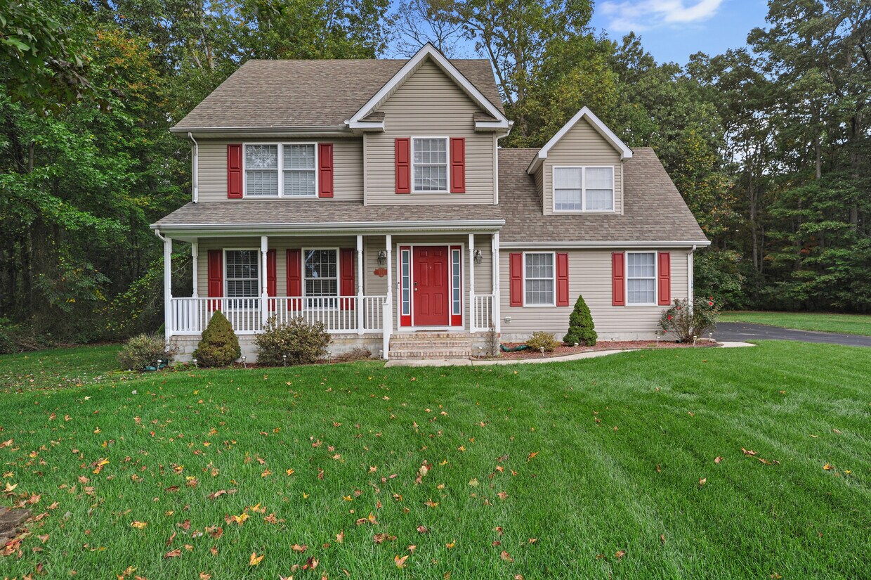 Primary Photo - 176 Tall Tree Ln