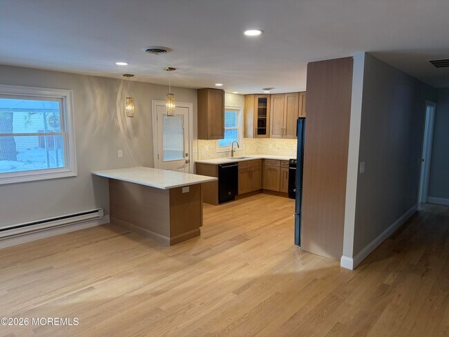 Foto del edificio - 8A Canton Dr