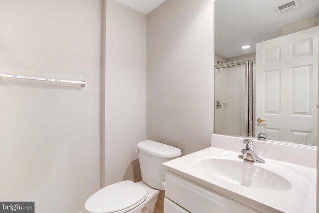 Foto del edificio - 213 Oak Knoll Terrace