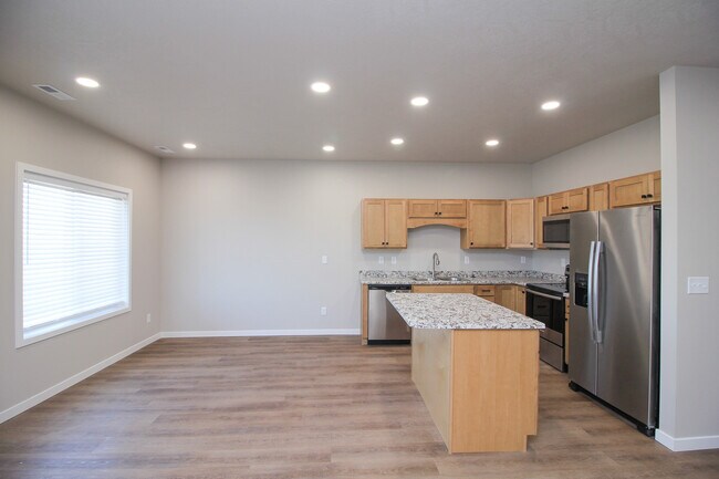 Foto del edificio - River Park Townhomes