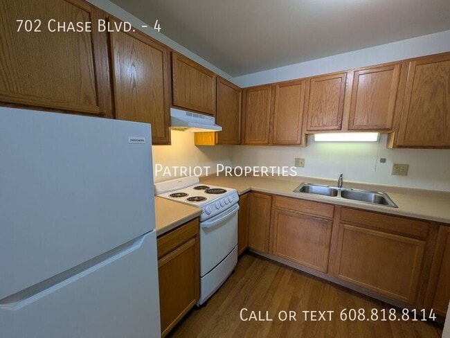 Foto del edificio - 702 Chase Blvd
