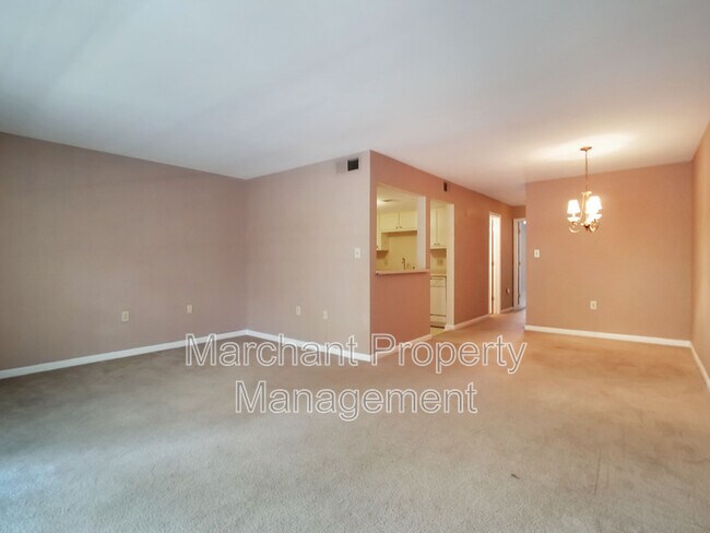 Foto del edificio - 925 Cleveland St
