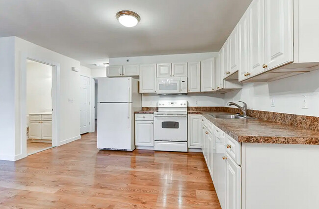 Kitchen - Orchard Street Apartments