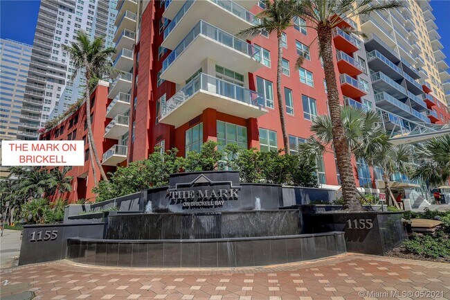 Building Photo - 1155 Brickell Bay Dr