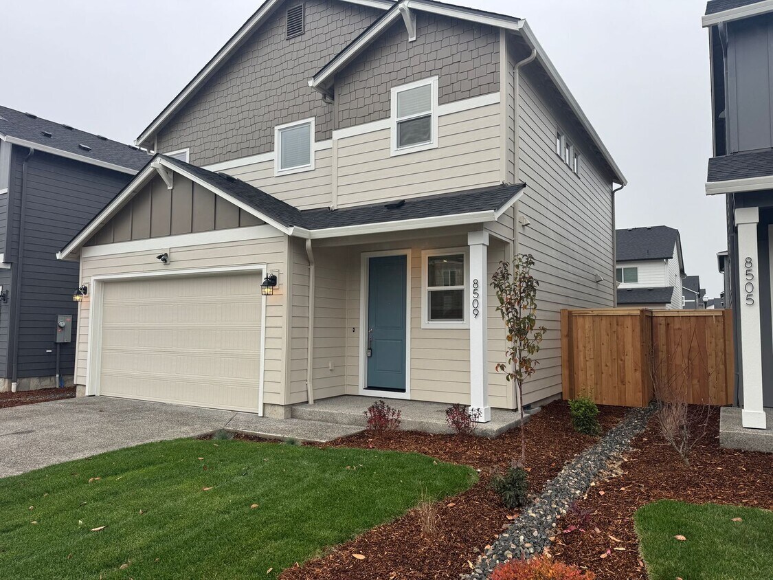 Foto principal - Spacious 3 Bedroom – Move-In Ready!