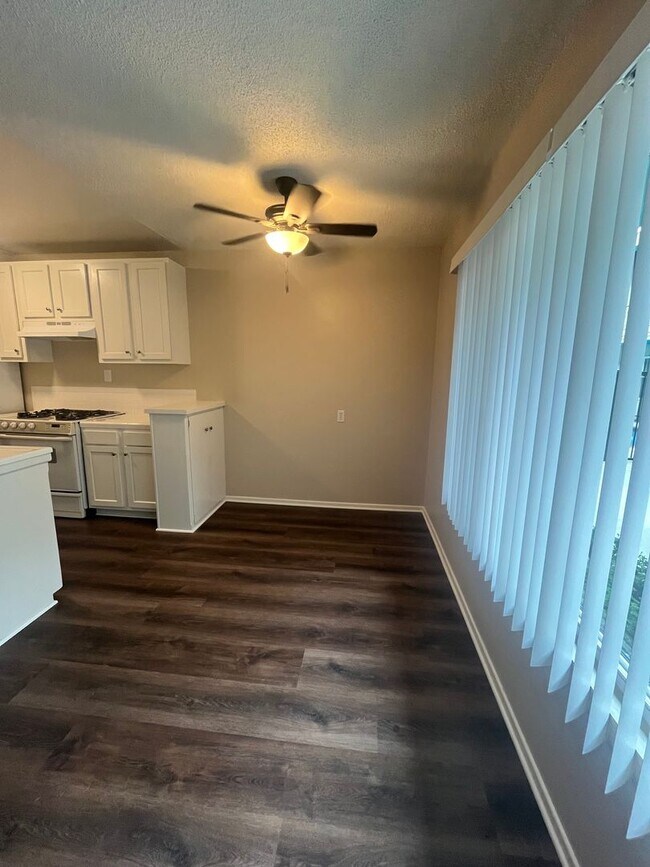 Foto del edificio - Ocean Blvd. 1 bedroom Condo