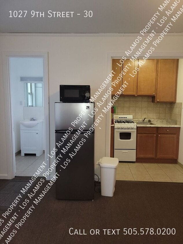 Primary Photo - 1027 9th St