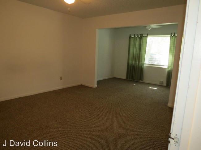 Building Photo - 2025 San Marcos Dr SE