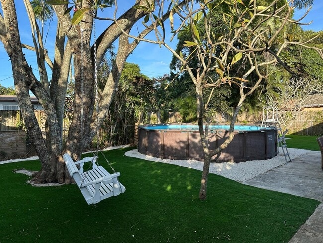 Foto del edificio - 5131 SW 6th St