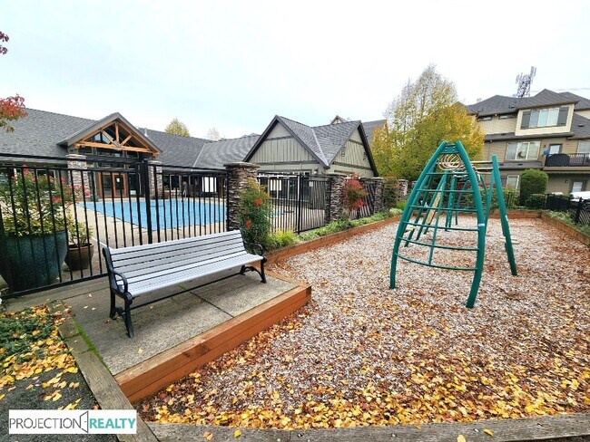 Photo - 8061 NE Rockne Way Townhome