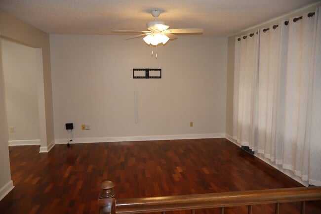 Building Photo - 3809 W Rollins Rd