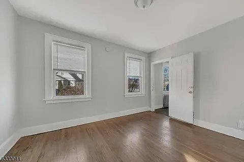 Foto del edificio - 132 Franklin Ave